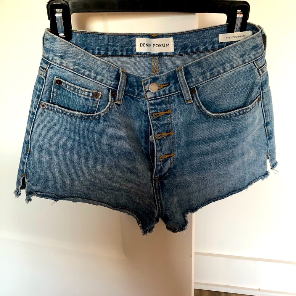 Denim Forum Yoko exposed button short, 26